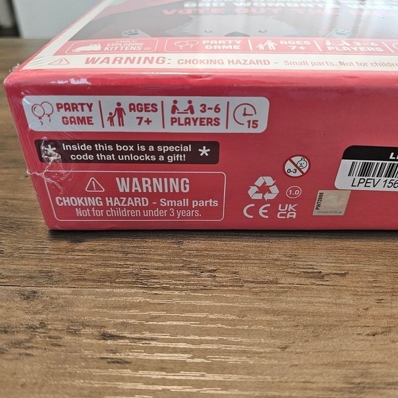 Hand to Hand Wombat Game Party Funny Group Game Night Family Building Deception - Picture 7 of 8